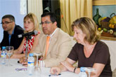 El alcalde de Mazarrón inaugura los cursos de ‘Televisión’ y ‘Terapia celular’