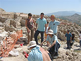 Jóvenes de Europa y Asia participan en el campo de trabajo de arqueología de Cieza
