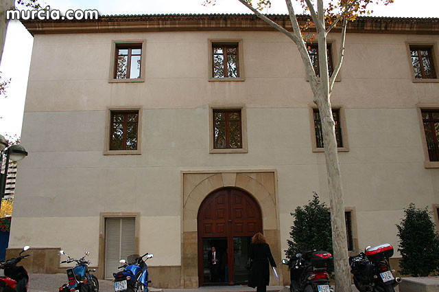 Valcrcel anuncia un plan de avales para los ayuntamientos de la Regin - 1