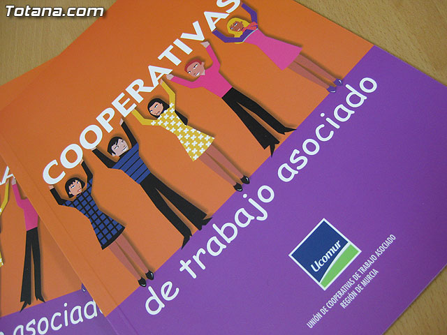 UCOMUR ha puesto en funcionamiento en Totana un centro - 16