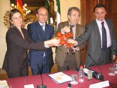 Cerdá participa en una cumbre de comunidades productoras de tomate para adoptar un posicionamiento común en defensa del sector