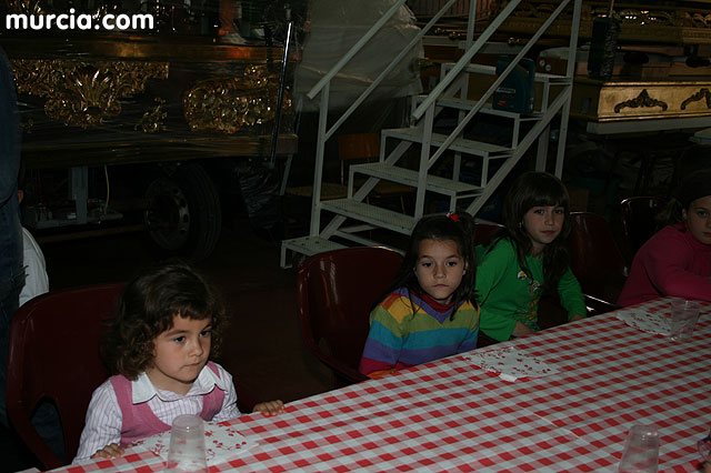Homenaje a los portapasos infantiles de la Cofrada de San Juan Evangelista - 6