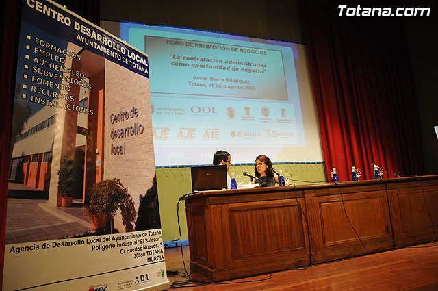 Empresarios de la comarca del Guadalentn participan en Totana en el foro de promocin de negocios - 19