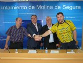 El Ayuntamiento de Molina de Segura muestra su apoyo al equipo de baloncesto A.D. Molinense para la fase final de ascenso a la Liga LEB Plata