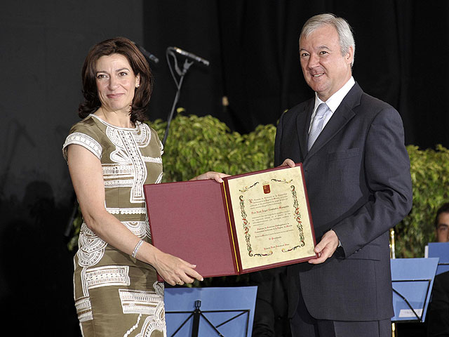 Valcrcel anuncia la creacin de un Consejo Regional de Alcaldes - 2