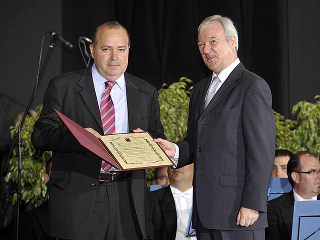 Valcrcel anuncia la creacin de un Consejo Regional de Alcaldes - 3