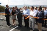 El delegado del Gobierno inaugura la glorieta que mejora el enlace de Santa Catalina en la Autovía A-30