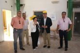 El delegado del Gobierno y la alcaldesa de Pliego visitan las obras del Fondo Estatal de Inversión Local de la localidad