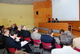Representantes del ‘Institut de la Méditerranée’ analizan la política de cluster de la Región