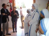 El Alcalde visita el hogar en Murcia de las Misioneras de la Caridad, de la Madre Teresa de Calculta