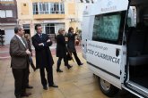 Entrega furgoneta de Cajamurcia al Ayuntamiento