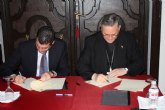 El Ayuntamiento firma un convenio con la Diócesis de Cartagena para culminar la obra de la torre-campanario