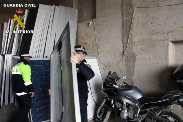 Desarticulada una red dedicada a cometer robos en la Regin - 2