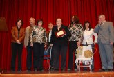 La asociación cultural Caja de Semillas galardona, en el transcurso de un recital de poesía, a Juana Serrano como mejor escritora totanera 2010