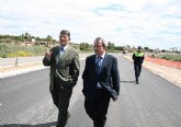 Obras Públicas mejora una carretera que une la Región con Andalucía por el litoral