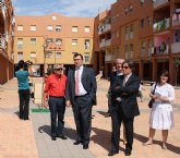 La Comunidad finaliza la rehabilitación de las  viviendas sociales de la barriada de la Caridad en Cartagena