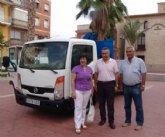 La Comunidad entrega al Ayuntamiento de Pliego un nuevo camión para los servicios municipales