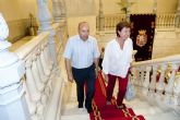 La alcaldesa reitera la colaboración del Ayuntamiento con el FC Cartagena a pesar de la crisis