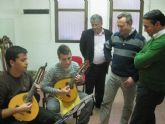 Rafael Gómez alaba el trabajo de las Escuela de Música de Puente Tocinos