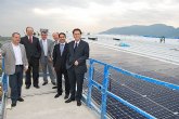 El alcalde visita la construcción de naves con cubiertas solares en el polígono industrial