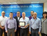 La asociación nacional Okinawa Goju Riu Karate Do España, distingue al Ayuntamiento de Molina de Segura