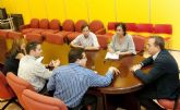Ayuntamiento y ARGEM buscan fórmulas de ahorro energético para el municipio