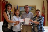 La Asociación de Vecinos de Campo López dona 1.000 euros a la Mesa Solidaria de ayuda a Lorca tras los seísmos