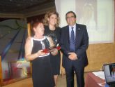 Rufina Atenza recibe el premio ´Almohade del Año´ en la gala anual de este grupo de las Fiestas de Moros y Cristianos del Corpus de Archena