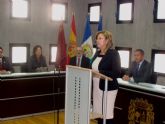 La alcaldesa apela a la unidad en torno a la Constitución, guía y referencia para afrontar la crisis