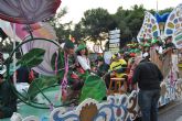El desfile de carrozas cerró las fiestas patronales 2011