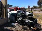 Cruz Roja de Águilas asiste un grave accidente de tráfico en la carretera que une Águilas con la pedanía de Calabardina