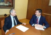 El presidente de la Confederación Hidrográfica del Segura se reúne con el alcalde de Alhama de Murcia