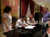 Jódar firma un convenio con la Universidad de Murcia para el mantenimiento del Aula Senior en Lorca