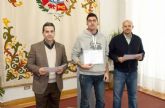 Los alumnos del curso de Alemán Básico reciben sus diplomas