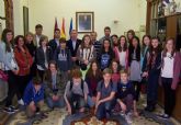 Estudiantes británicos visitan el Ayuntamiento de Águilas
