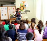 La escritora murciana Marisa López protagoniza  un encuentro literario en Puerto Lumbreras