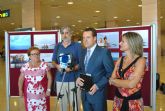 La concejalía de Medio Ambiente muestra otra cara del Mar Menor en el Aeropuerto con la exposición 