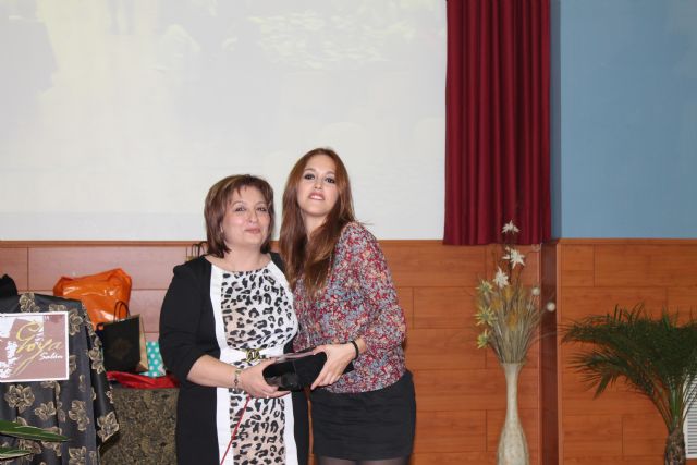 Casi 100 mujeres asisten a la cena convivencia del Da de la Mujer - 5