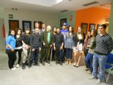 Los alumnos del Programa de Cualificación Profesional Inicial participan en una exposición de pintura