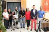 El alcalde recibe a representantes de la PMSV que se encuentran de viaje por España reivindicando una mejor seguridad y educación vial