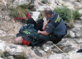Rescatan a un senderista en una zona escarpada del Alto de las Grajas, en Jumilla