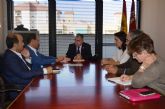 El consejero de Fomento, Obras Públicas y Ordenación del Territorio recibe al alcalde de Murcia y a los portavoces de los grupos municipales