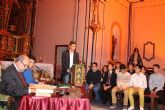 Jóvenes del IES Domingo Valdivieso interpretan junto al alcalde las nueve declaraciones del Milagro