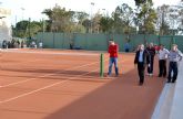 El Polideportivo de Águilas cuenta ya con dos pistas de tenis de tierra batida y un nuevo acceso en su parte norte