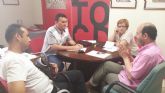 El PSOE se reúne con los comerciantes de El Malecón y pide a la concejalía de comercio soluciones para el colectivo