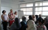 Servicios Sociales imparte un taller de español para  mujeres inmigrantes