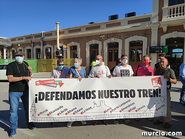 Movilizacin ciudadana para que no se cierren los trenes de cercanas Murcia-Lorca-guilas - 14