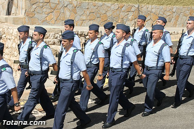 El Comandante del Cuerpo General del Ejrcito del Aire Juan Carlos Giz toma posesin de la Jefatura del Escuadrn del EVA 13 - 26