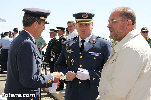 El Comandante del Cuerpo General del Ejrcito del Aire Juan Carlos Giz toma posesin de la Jefatura del Escuadrn del EVA 13 - 28