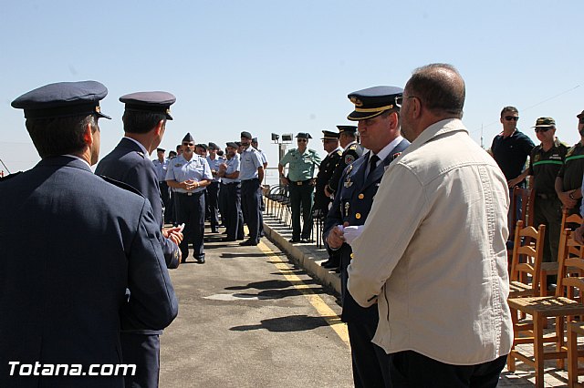 El Comandante del Cuerpo General del Ejrcito del Aire Juan Carlos Giz toma posesin de la Jefatura del Escuadrn del EVA 13 - 29